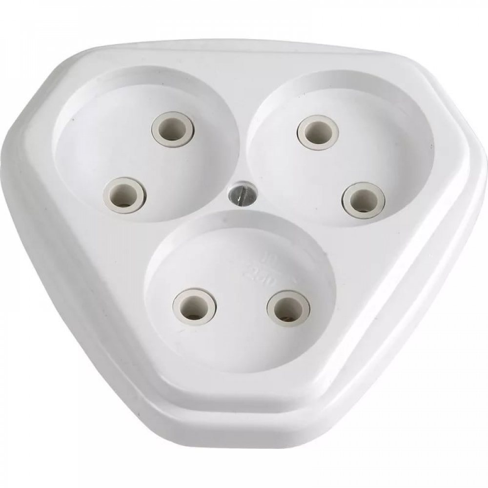 Розетка КУНЦЕВО СП РС10-394 трехместная б/з