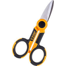 Ножницы INGCO  универ.145 мм HES02855