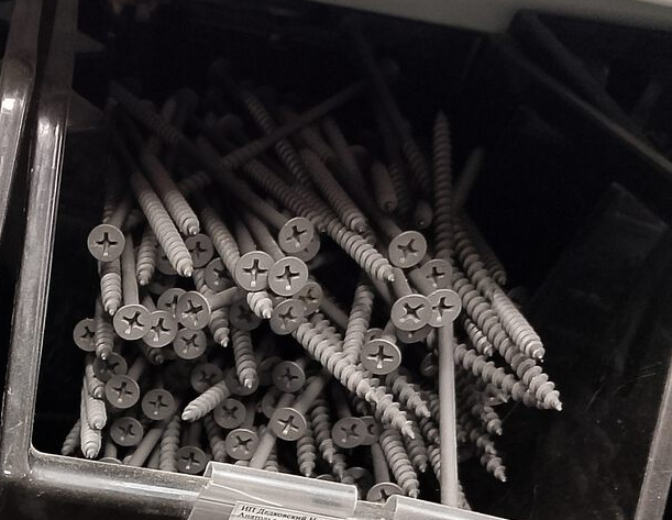 Саморезы 4,8*140