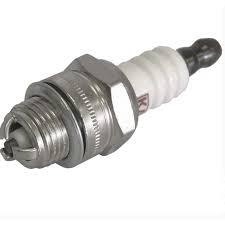 Свеча зажигания бензопилы для 2-х тактных двигателей