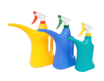 Опрыскиватели, лейки