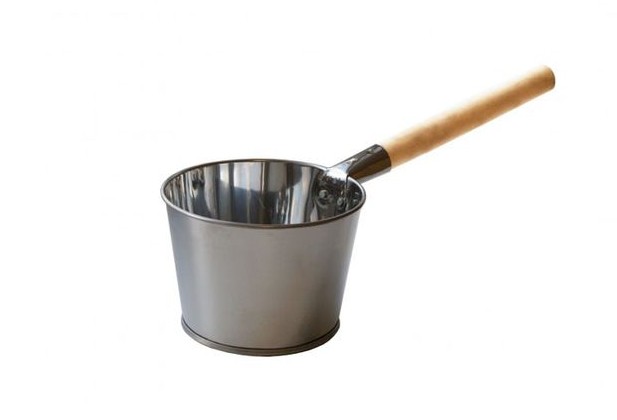 Ковш оцинк. с дерев. ручкой с декором 2.5 л.